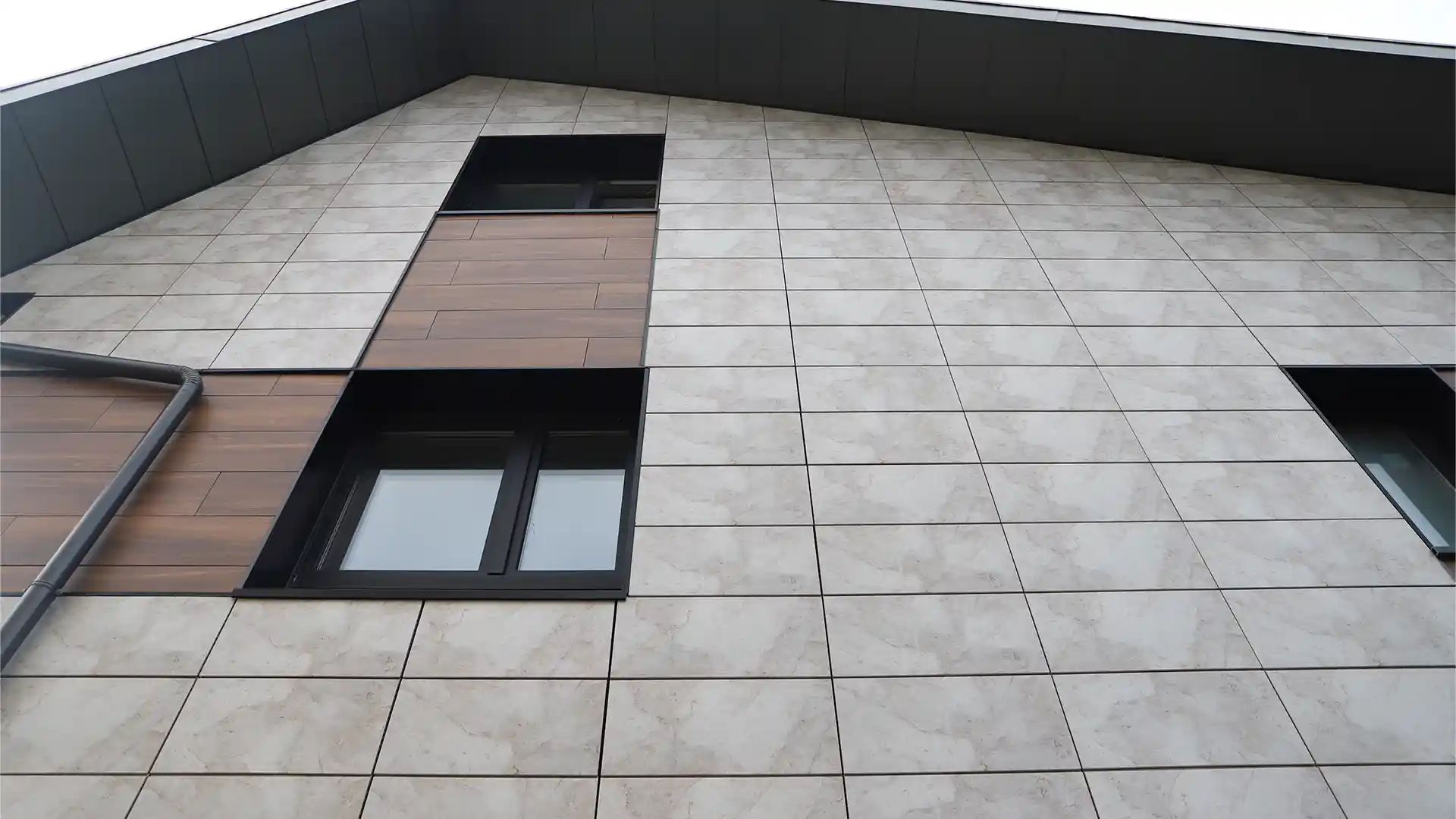 انتخاب متریال نما بر اساس اقلیم دوام و بهینه‌سازی انرژی 🌡️