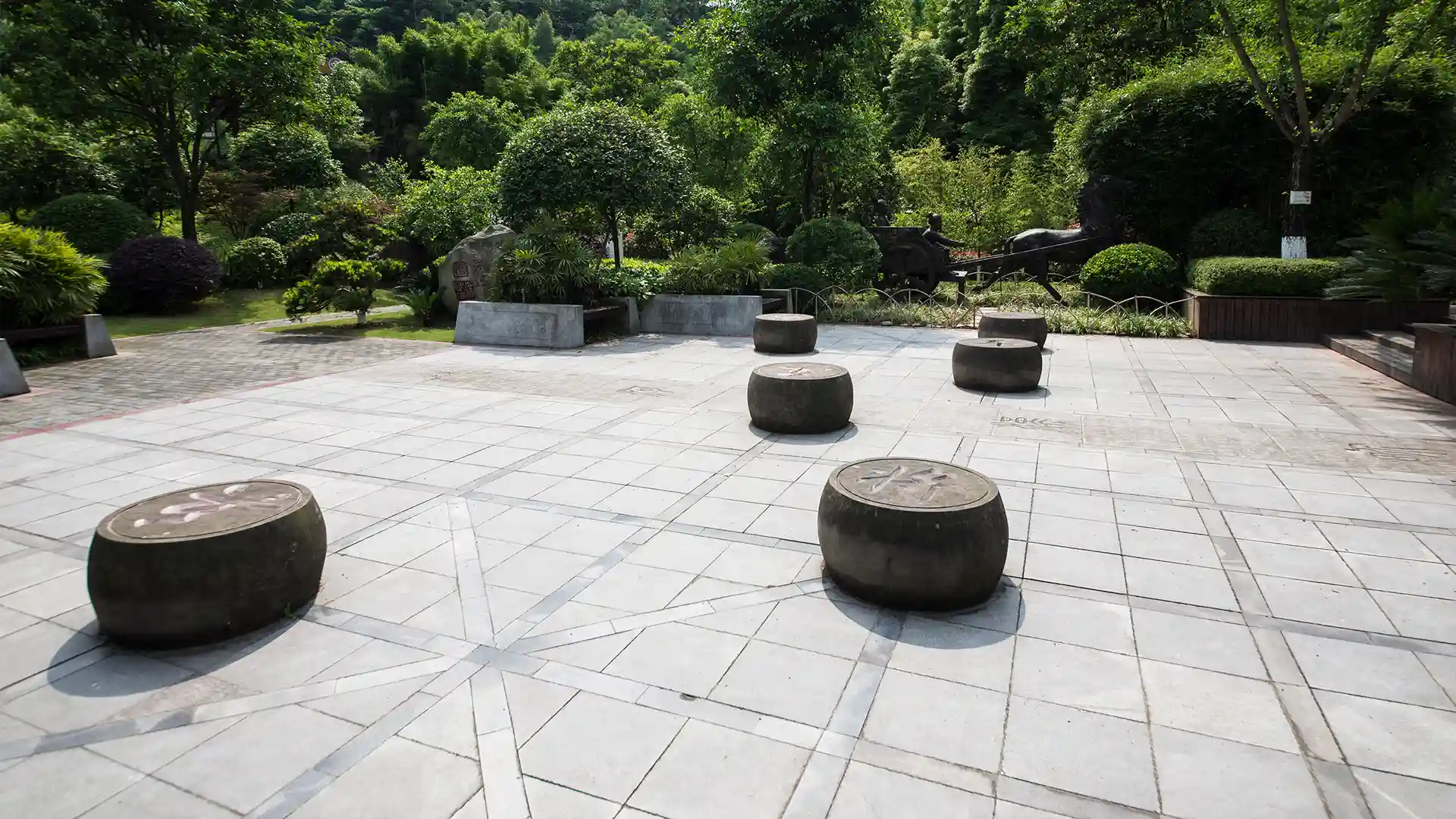 مواد اولیه موزاییک پلیمری  ترکیبات، تکنولوژی و مزایا